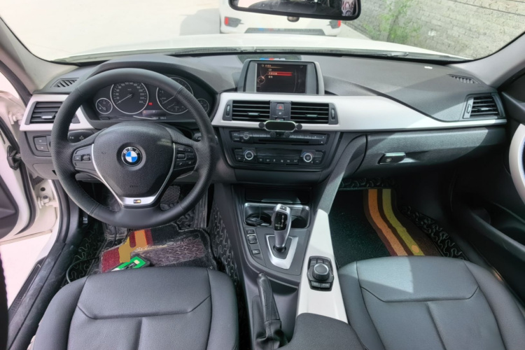 BMW 3 Series 2015 #10 BMW 3 Series 2015 car image #10