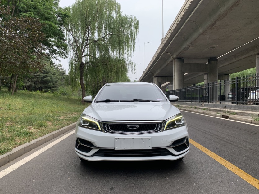 GEELY Emgrand 2019 car image #2