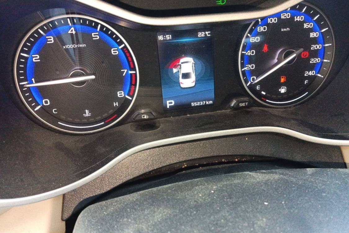 GEELY Emgrand 2019 #25 GEELY Emgrand 2019 صورة سيارة #25