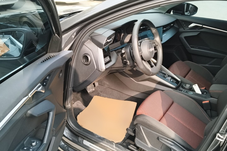 Audi A3 2021 immagine di auto #16