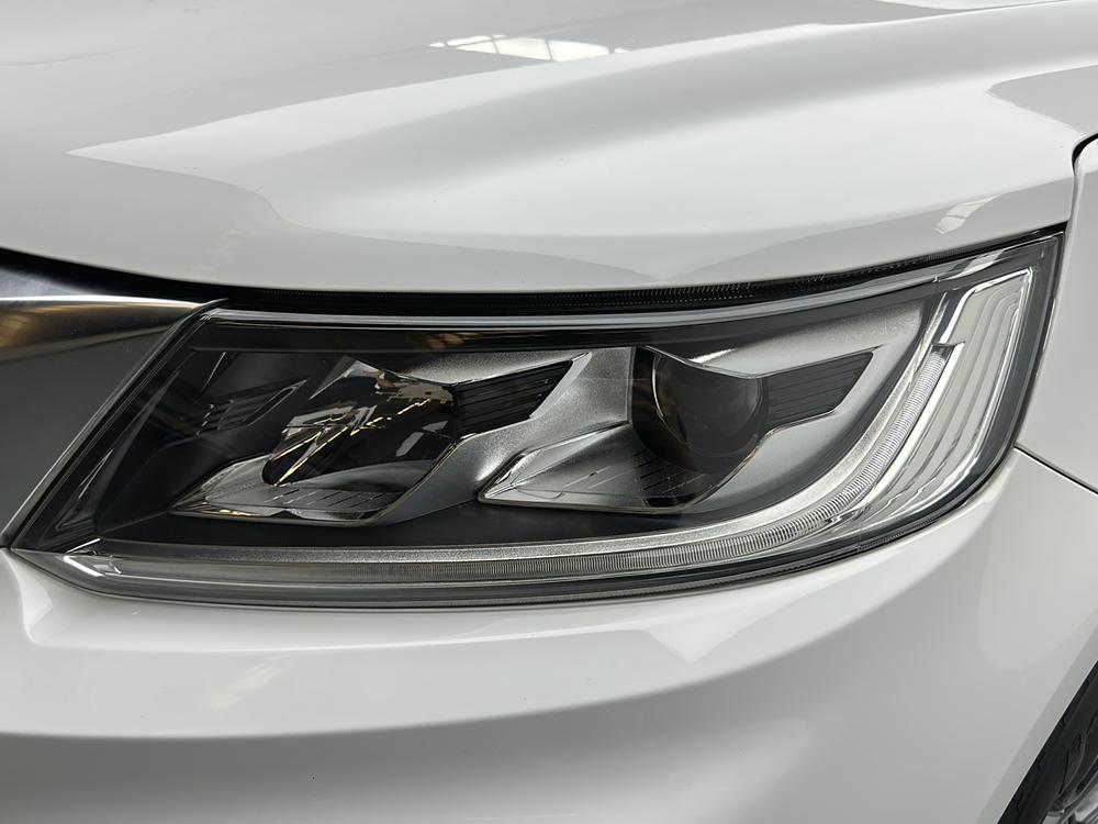 GEELY Vision X6 2020 car image #12