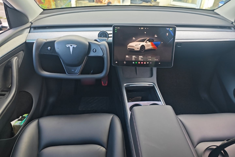 Tesla Model Y 2022 #11 Tesla Model Y 2022 car image #11
