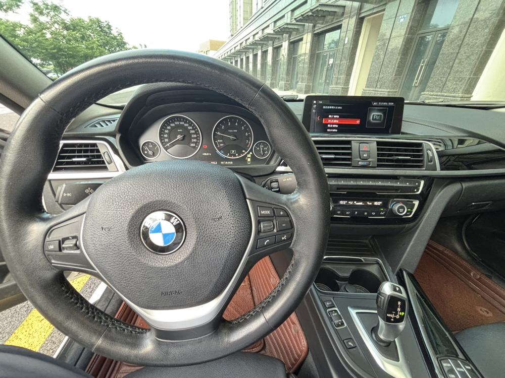 BMW 3 Series 2019 #16 BMW 3 Series 2019 car image #16