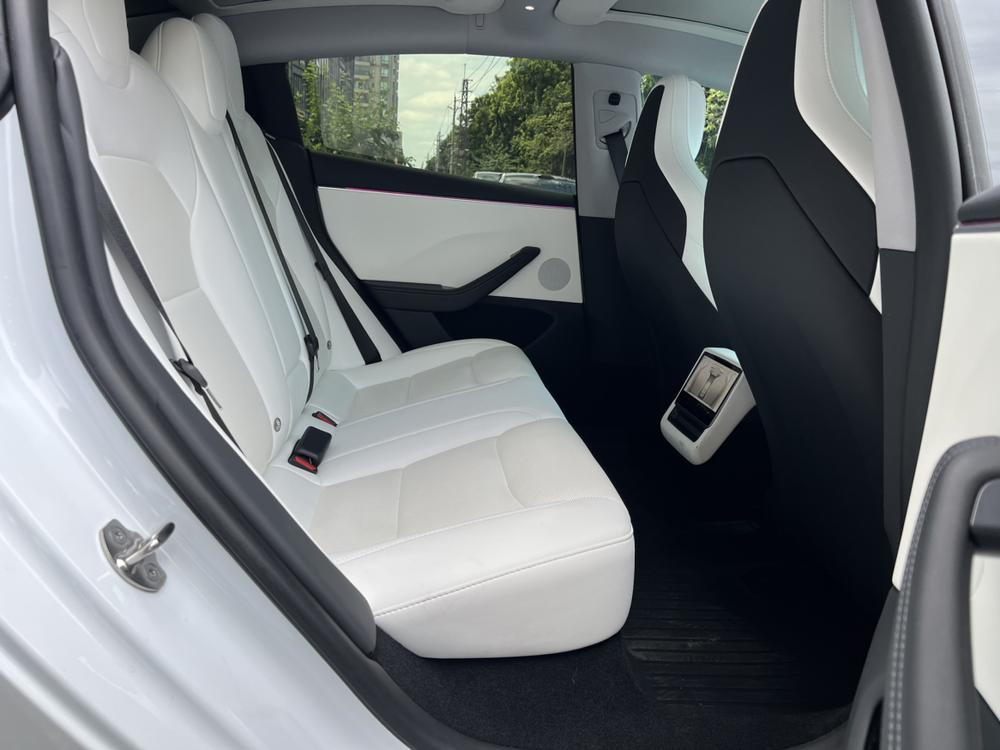 Tesla Model 3 2024 #30 Tesla Model 3 2024 car image #30