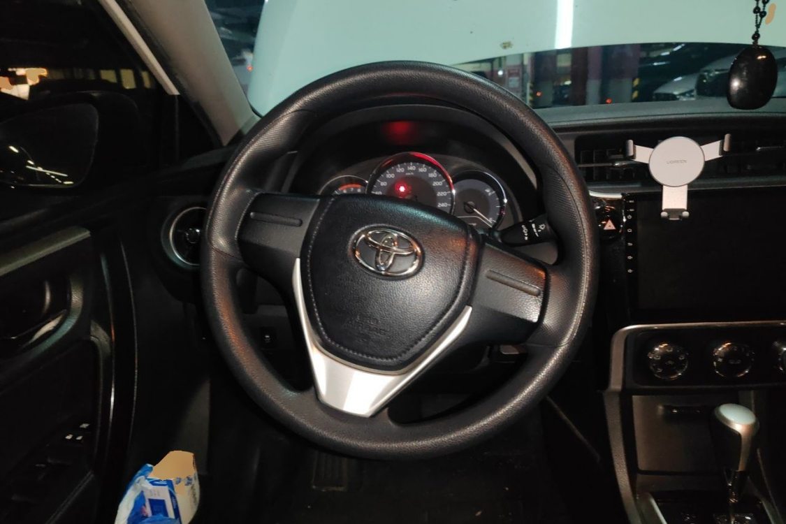 Toyota Corolla 2019 #22 Toyota Corolla 2019 car image #22