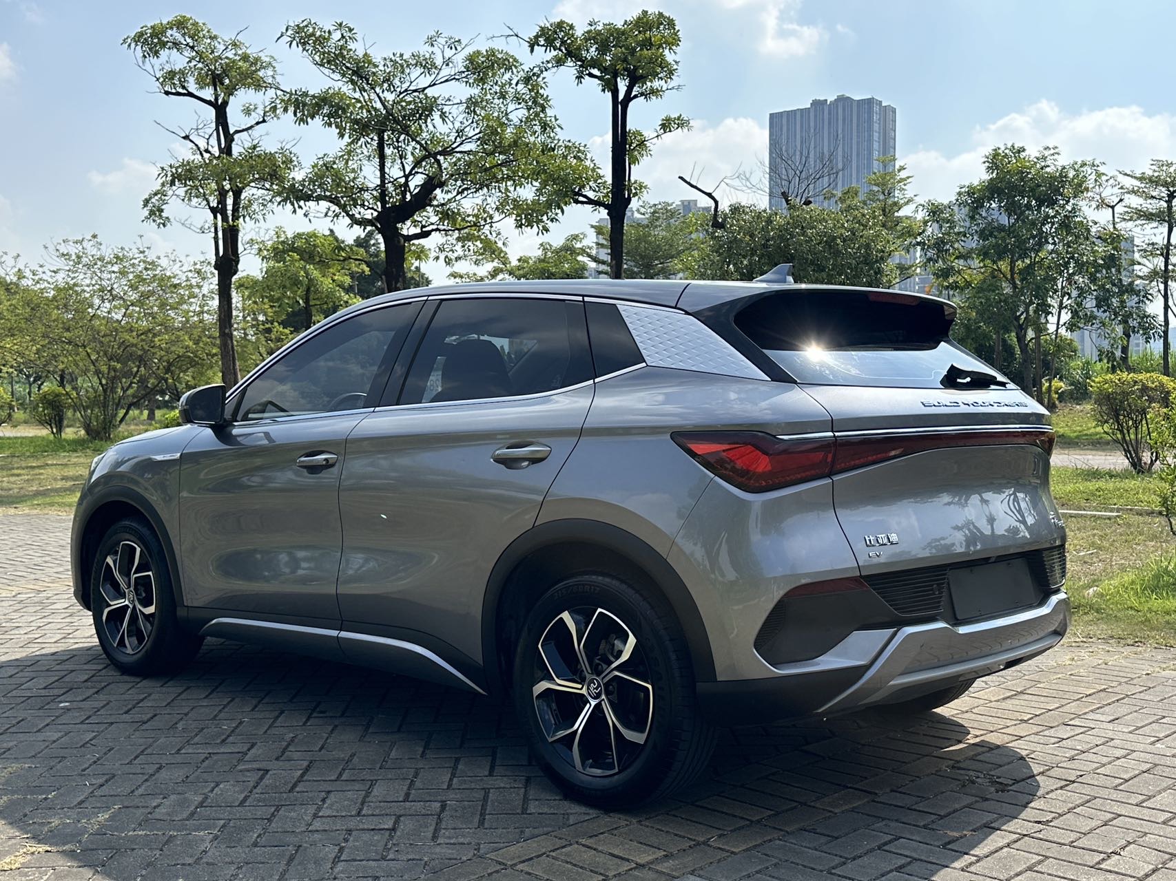 BYD Yuan Plus 2022 #6 BYD Yuan Plus 2022 изображение автомобиля #6