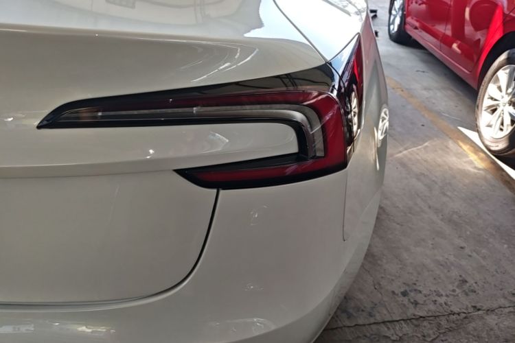 Tesla Model 3 2025 #8 Tesla Model 3 2025 immagine di auto #8