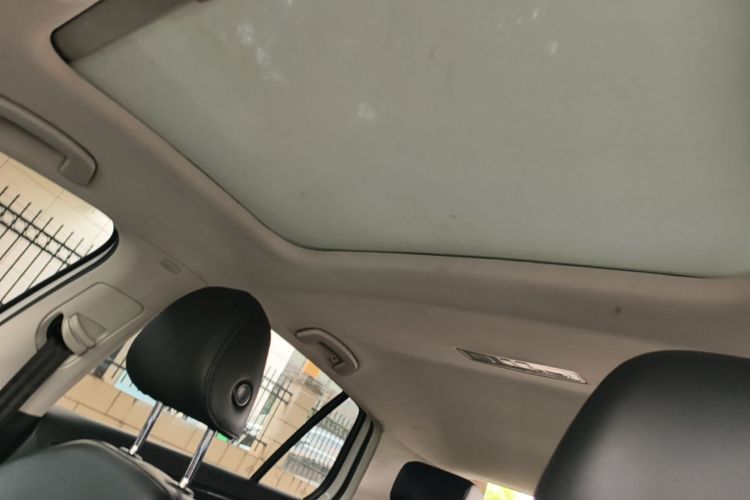 Volkswagen Golf 2020 car image #20