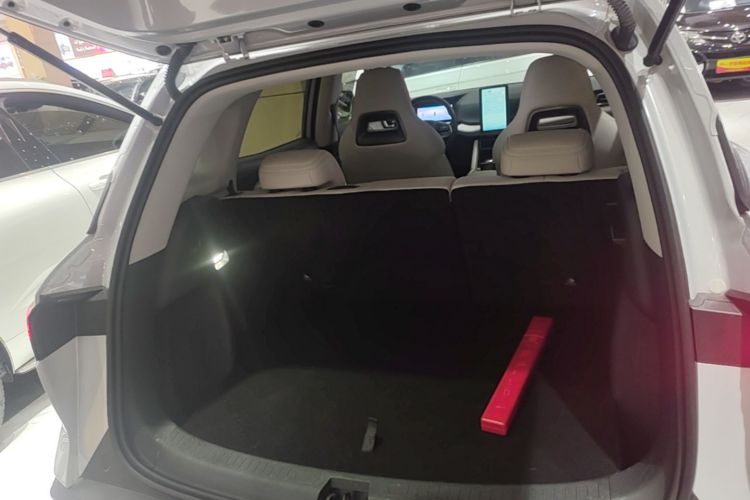BYD YuanUP 2025 #19 BYD YuanUP 2025 imagem de carro #19