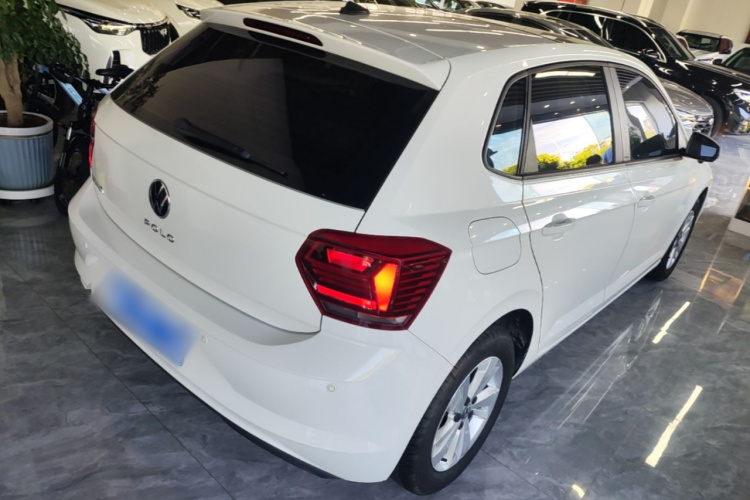 Volkswagen Polo 2022 image de voiture #7