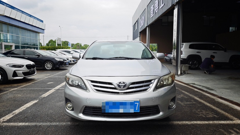 Toyota Corolla 2013 #2 Toyota Corolla 2013 car image #2