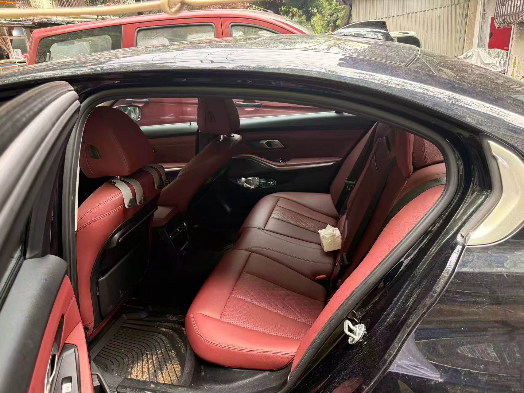 BMW 3 Series 2022 immagine di auto #4