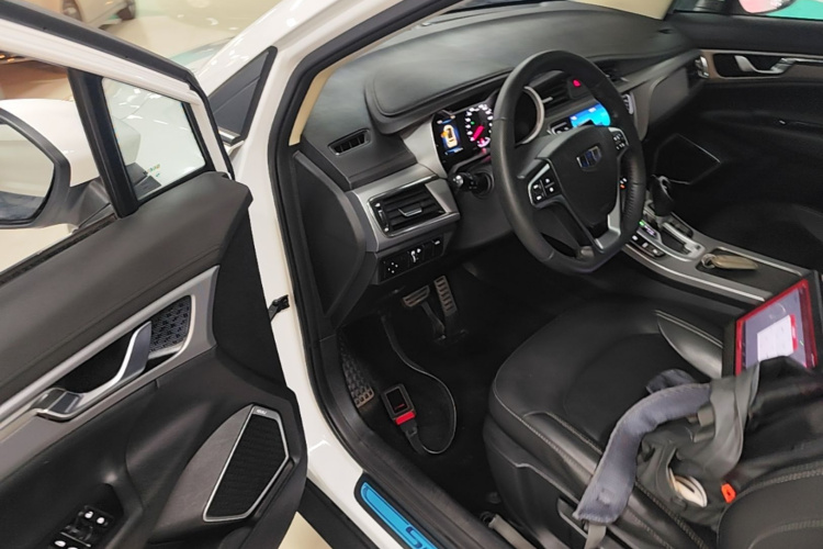 GEELY Emgrand GS 2019 #16 GEELY Emgrand GS 2019 car image #16