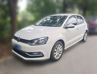 Volkswagen Polo 2016 car image 