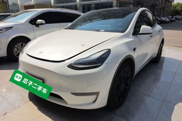 Tesla Model Y 2021 #2 Tesla Model Y 2021 car image #2