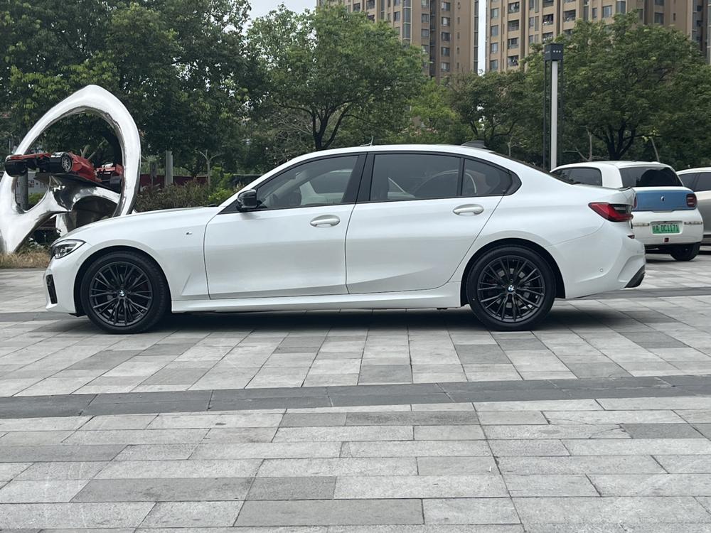 BMW 3 Series 2020 #4 BMW 3 Series 2020 car image #4