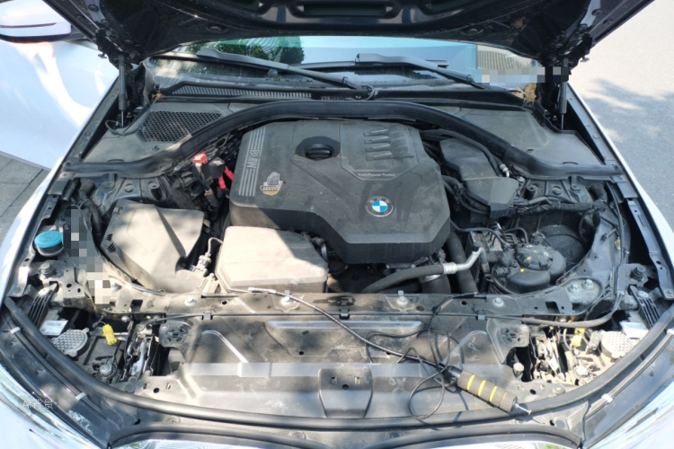 BMW 3 Series 2021 car image #22