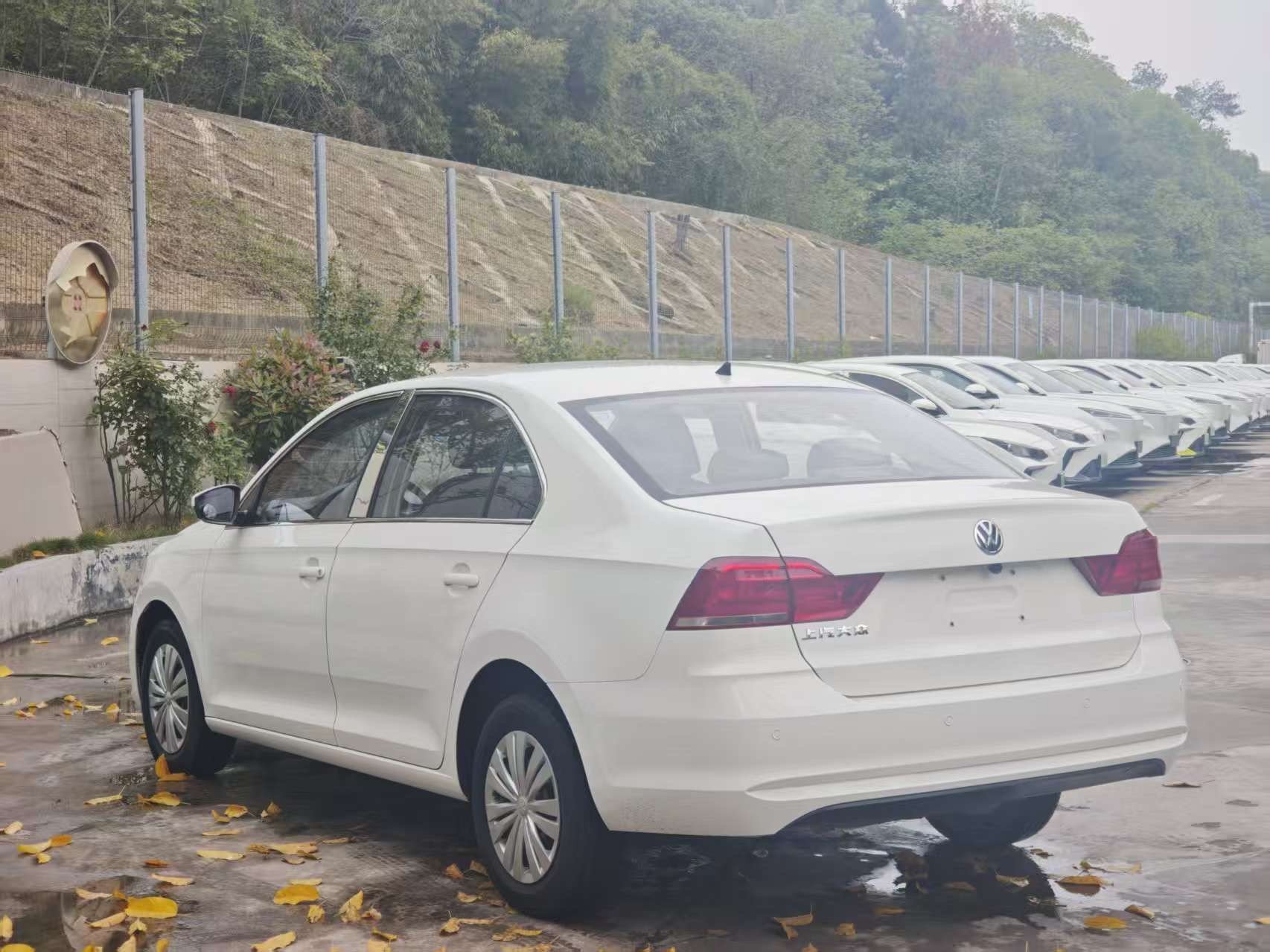 Volkswagen Santana 2020 car image #9