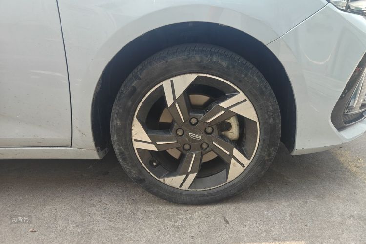 GEELY Emgrand L HiP 2022 imagen de coche #9