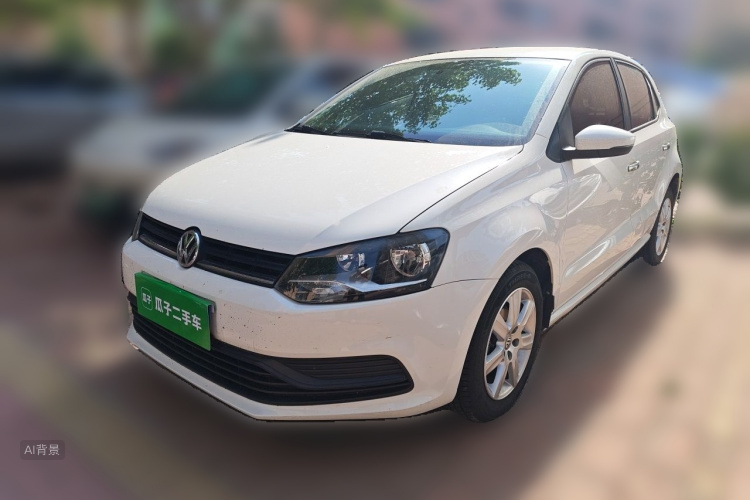 Volkswagen Polo 2015 car image #2