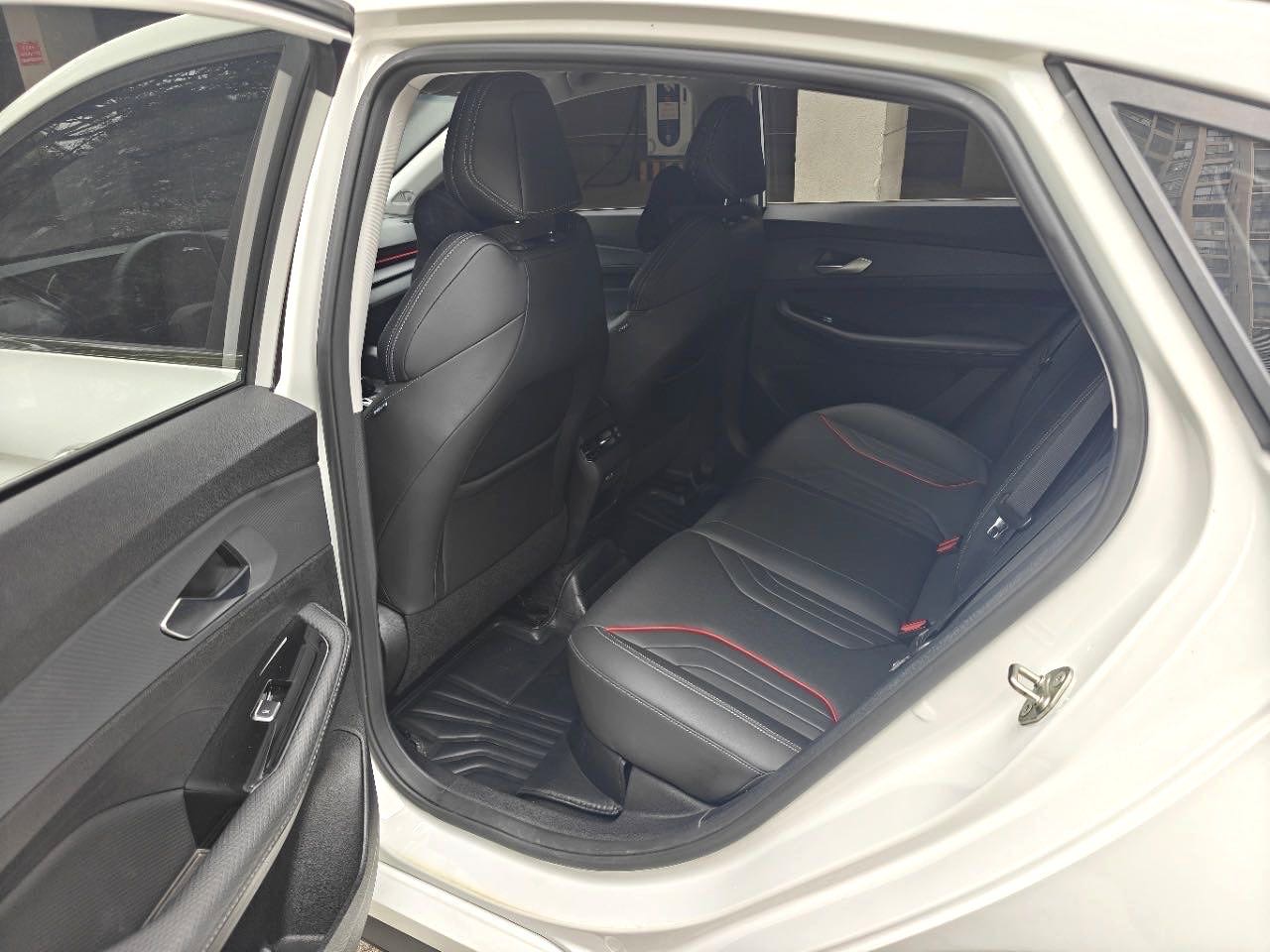 GEELY Binray 2024 imagem de carro #3