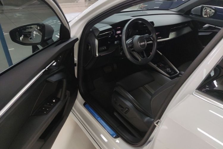 Audi A3 2024 immagine di auto #16