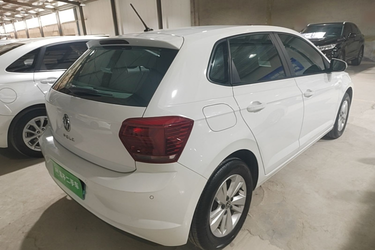 Volkswagen Polo 2023 #7 Volkswagen Polo 2023 صورة سيارة #7
