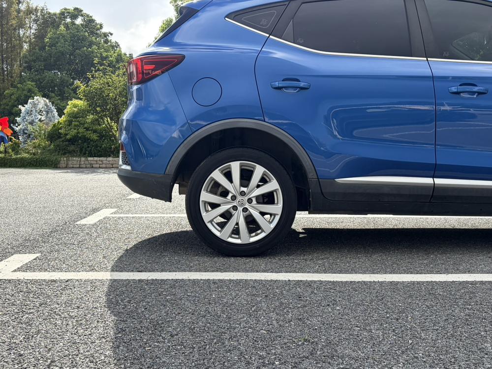 MG ZS 2017 car image #16