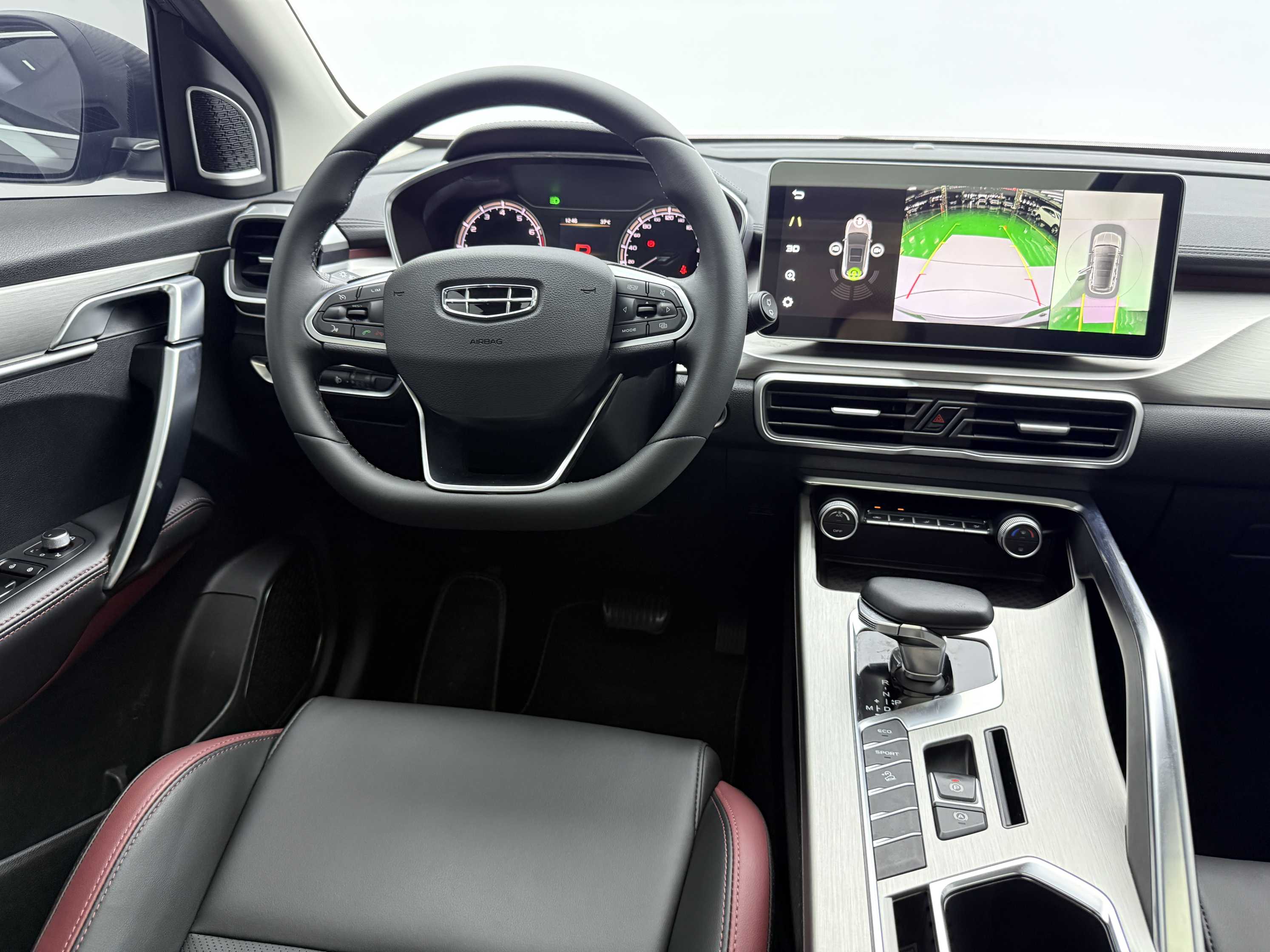 GEELY Coolray 2022 car image #11