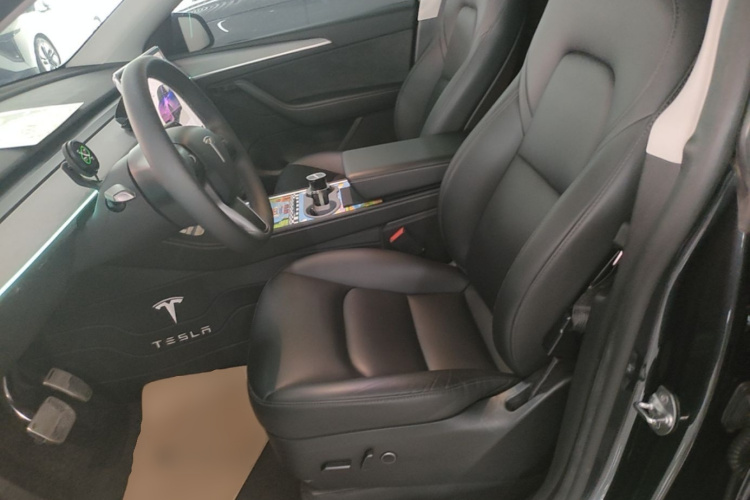Tesla Model Y 2024 #15 Tesla Model Y 2024 immagine di auto #15
