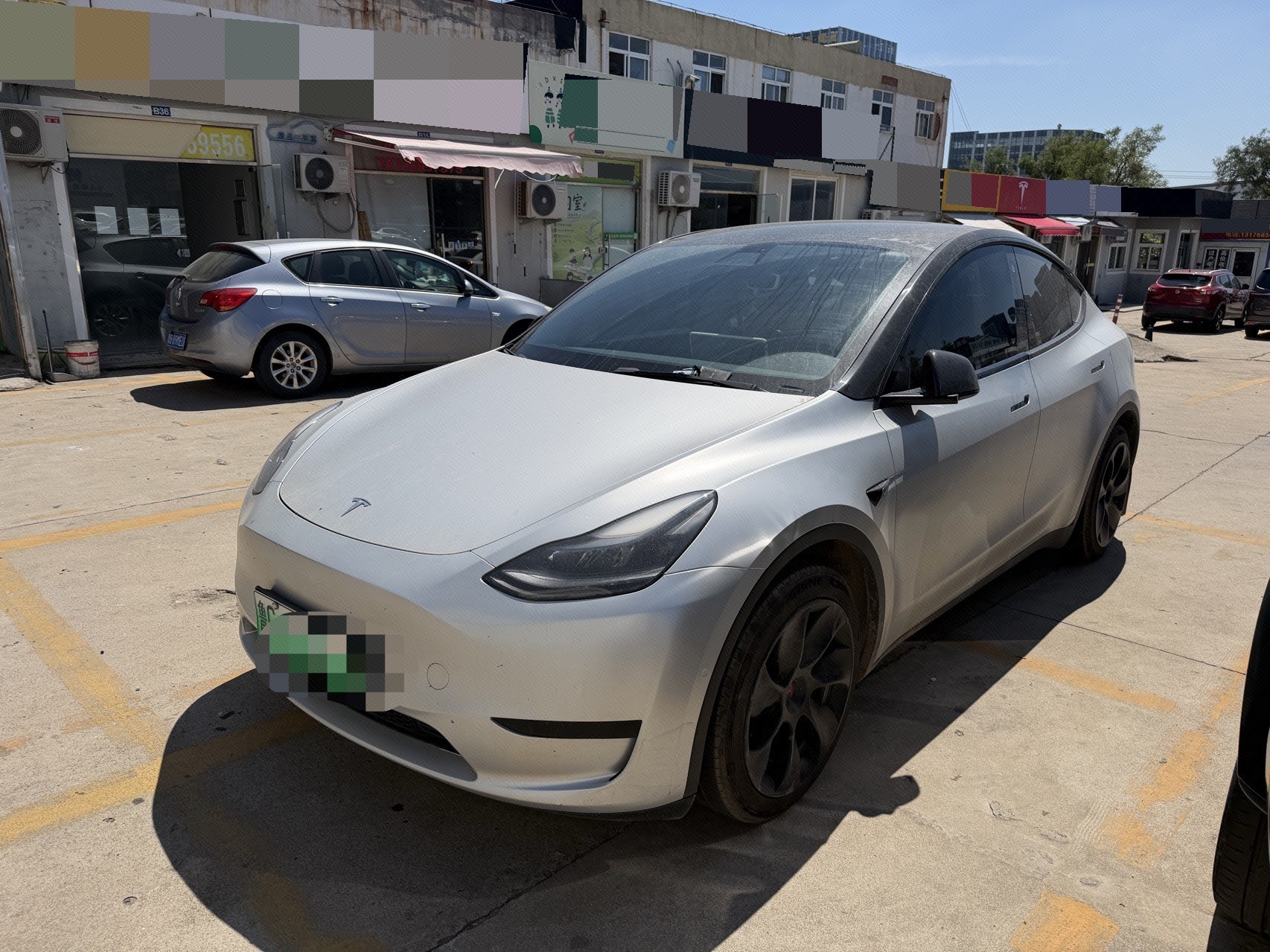 Tesla Model Y 2022 Tesla Model Y 2022 car image