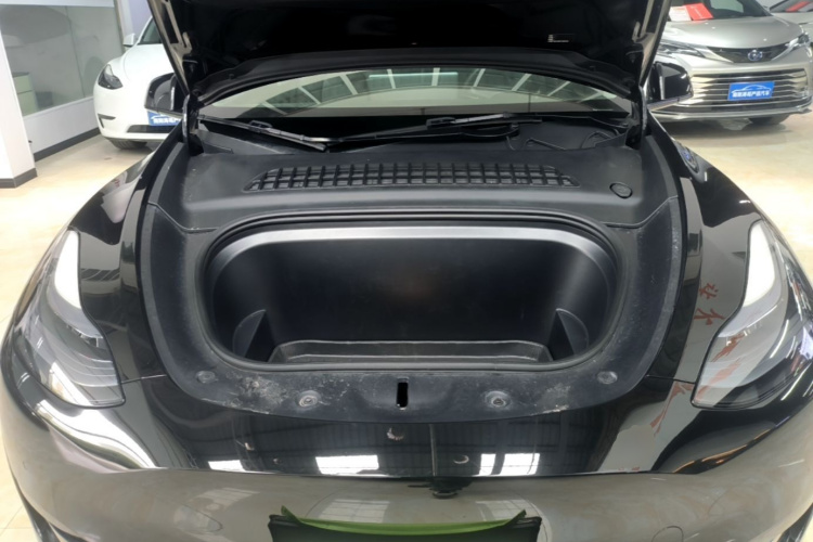 Tesla Model Y 2023 #20 Tesla Model Y 2023 immagine di auto #20