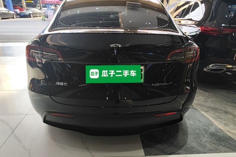 Tesla Model Y 2023 #4 Tesla Model Y 2023 immagine di auto #4