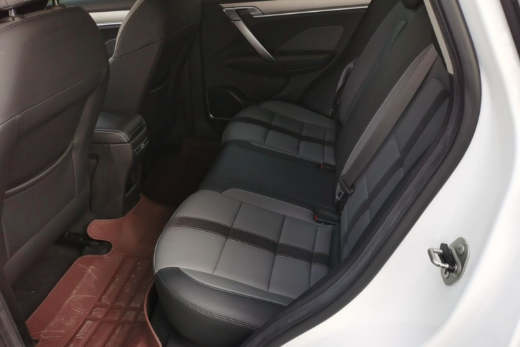 GEELY Coolray 2024 #13 GEELY Coolray 2024 car image #13