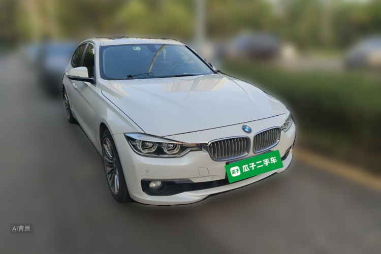 BMW 3 Series 2019 immagine di auto #4