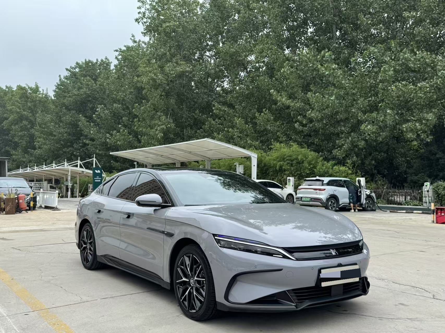 BYD Han 2025 #3 BYD Han 2025 изображение автомобиля #3