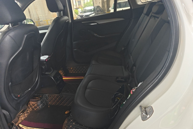 BMW X1 2018 car image #17