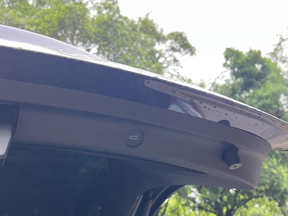 Tesla Model Y 2022 #7 Tesla Model Y 2022 car image #7
