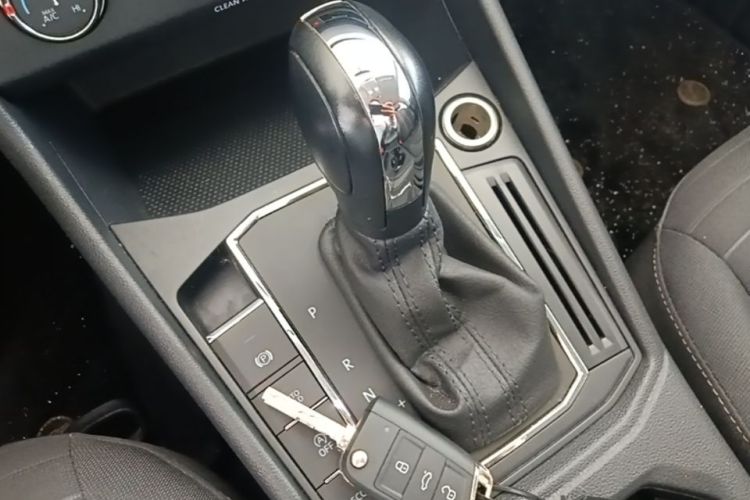 Volkswagen Lavida 2021 car image #14