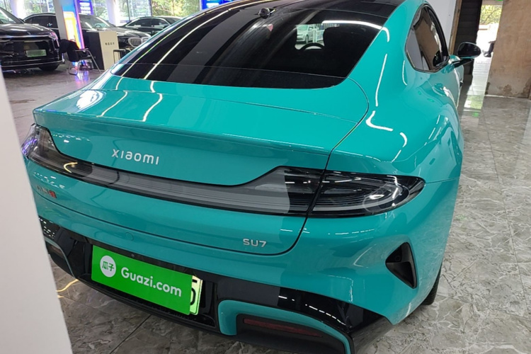 MI SU7 2025 car image #6