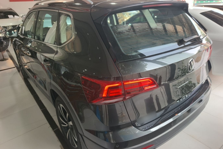Volkswagen Tharu 2021 car image #5