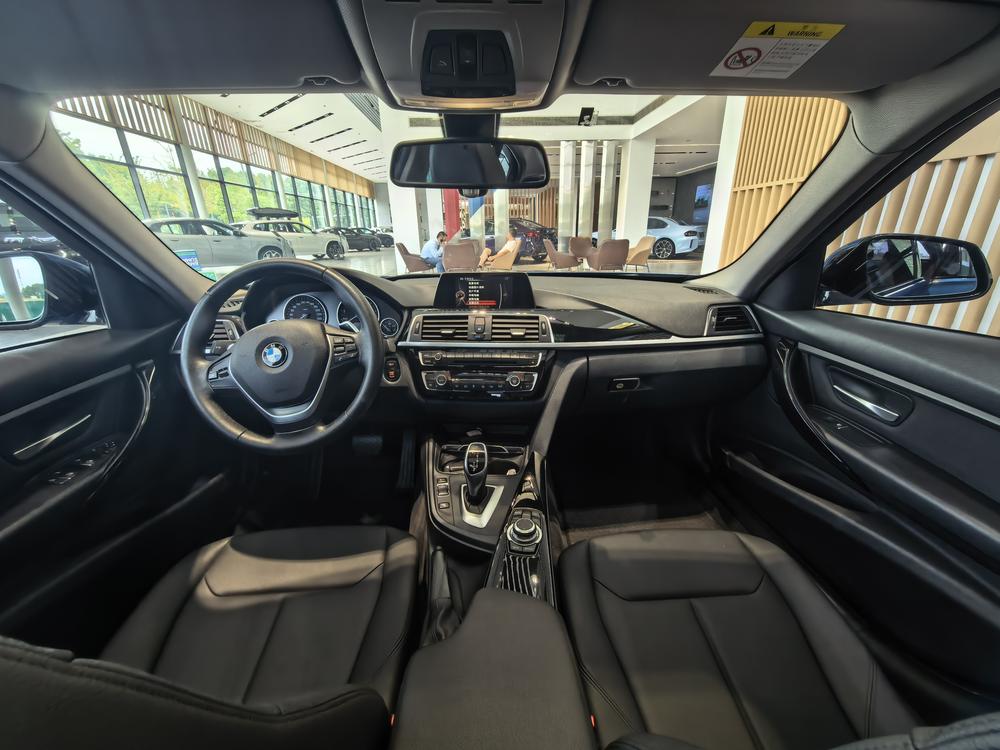 BMW 3 Series 2017 imagen de coche #10