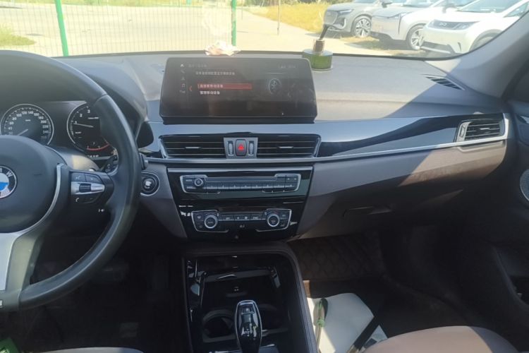 BMW X1 2023 car image #13