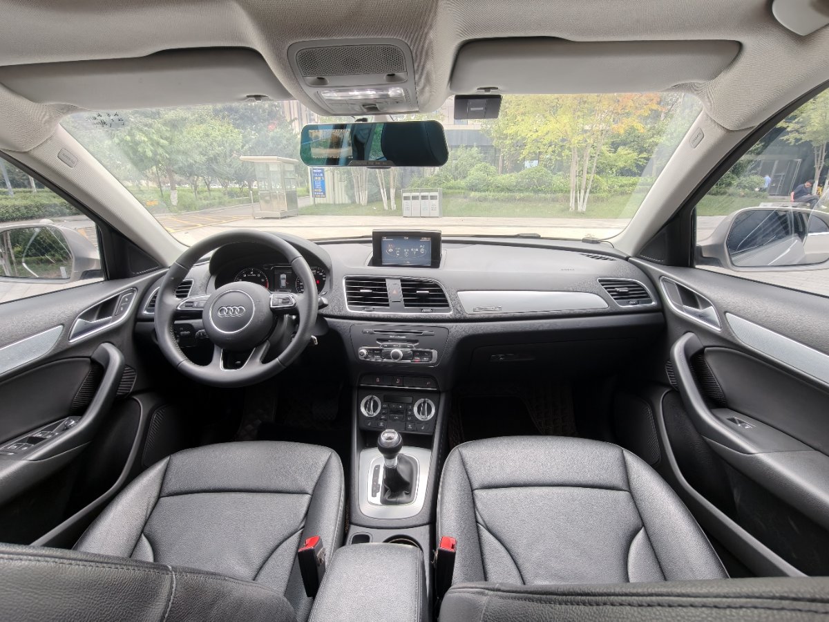 Audi Q3 (Imported) 2013 car image #5