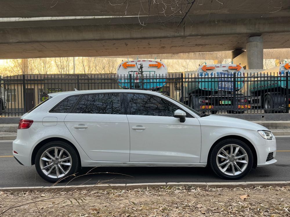 Audi A3 2018 car image #8