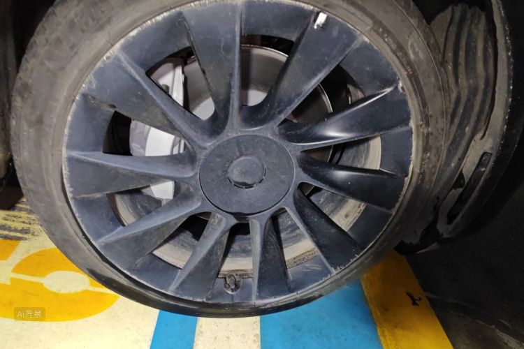 Tesla Model Y 2023 imagen de coche #9