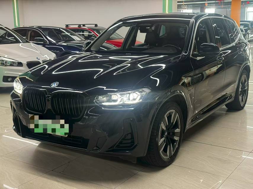 BMW iX3 2022 BMW iX3 2022 car image