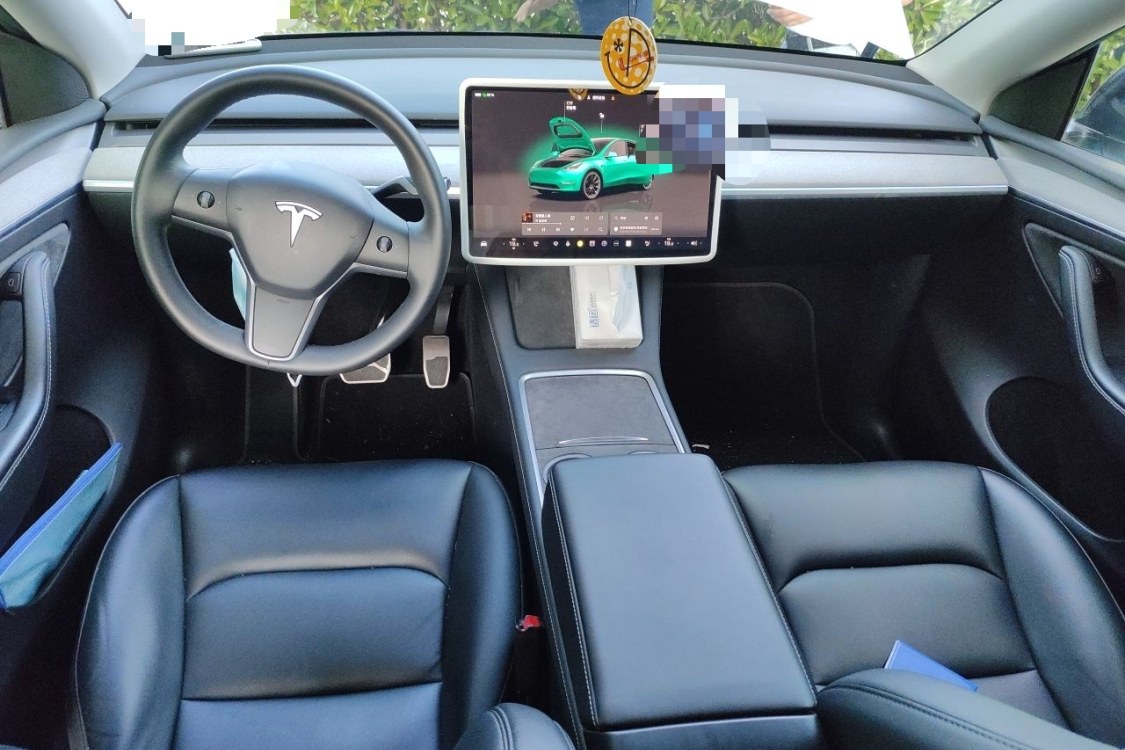 Tesla Model Y 2023 #23 Tesla Model Y 2023 car image #23