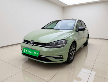 Volkswagen Golf 2018 car image 