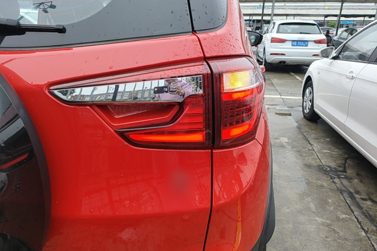 BYD Yuan 2016 #8 BYD Yuan 2016 car image #8
